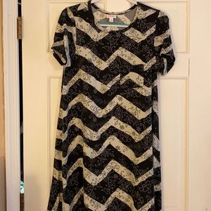 Lularoe Black and gray Carly NWOT